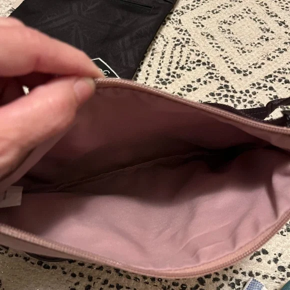 Lot of 3 Dakine/Po Campo Travel Crossbody Bags & Wallets - Picture 7 of 9